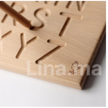 Planche en bois d'alphabets pour apprendre l'écriture